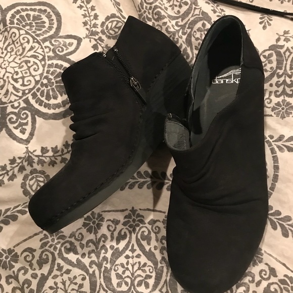 dansko sheena bootie